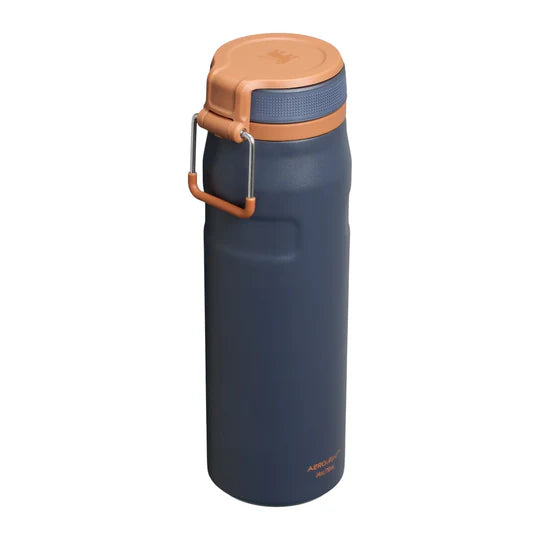 Stanley IceFlow™ Twist Flip 0.7L / 24oz, Water Bottles, - Outdoor Kuwait