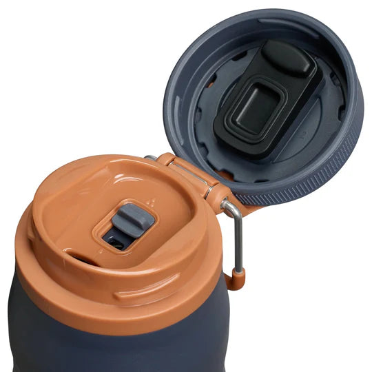 Stanley IceFlow™ Twist Flip 0.7L / 24oz, Water Bottles, - Outdoor Kuwait