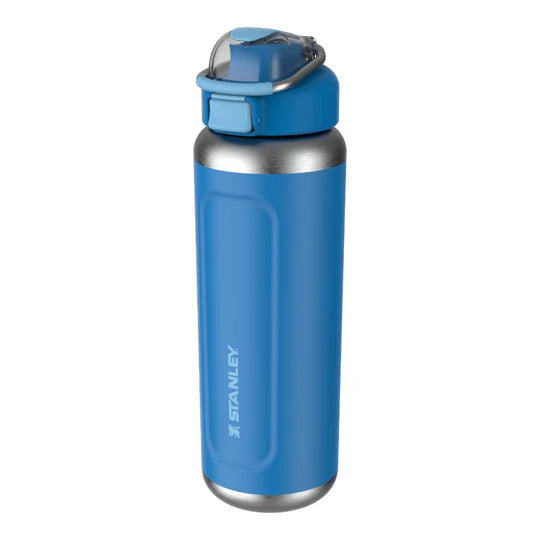 Stanley Classic Wellspring Bottle 0.7L, Water Bottles, - Outdoor Kuwait