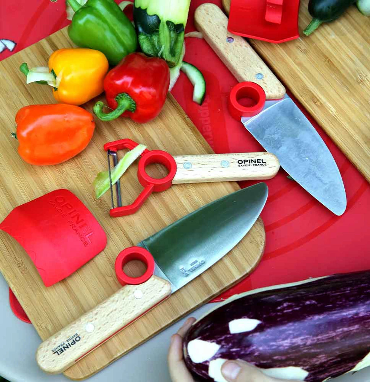 Opinel Le Petit Chef Set Peeler/Kitchen Knife & Cutting Guide, , - Outdoor Kuwait