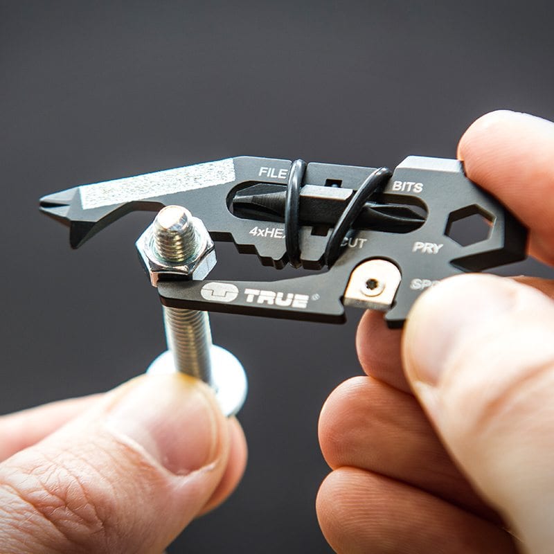 True Utility FishFace Multi-Tool, Multifunctional Tool, - Outdoor Kuwait
