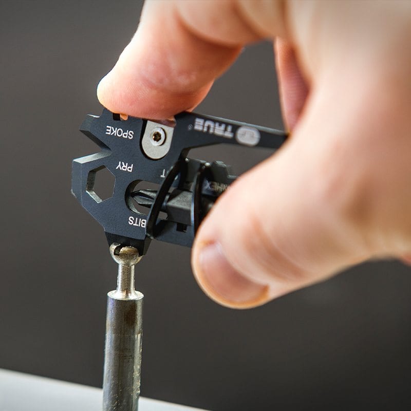 True Utility FishFace Multi-Tool, Multifunctional Tool, - Outdoor Kuwait