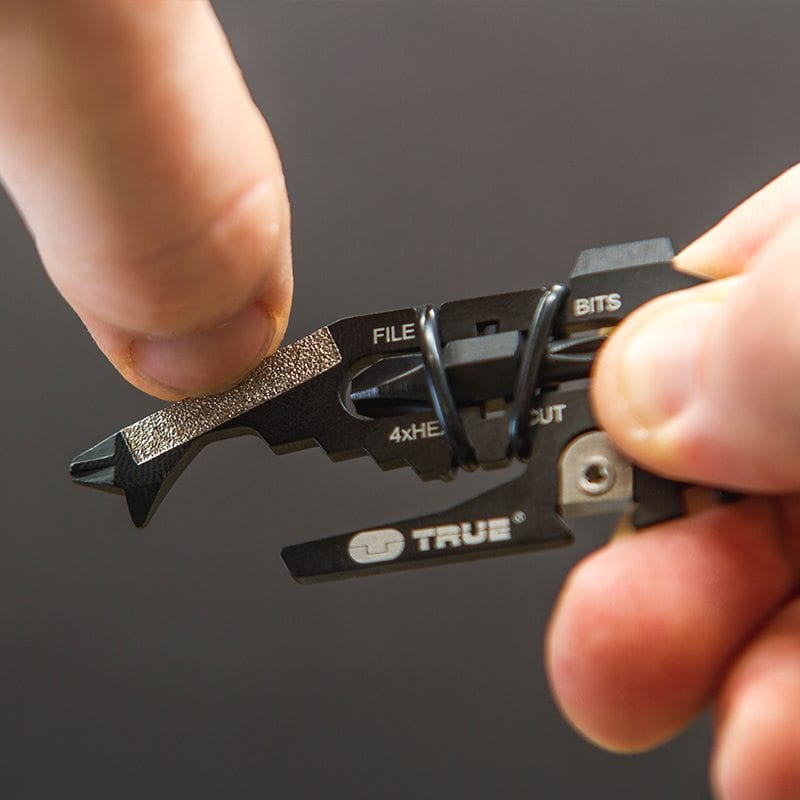 True Utility FishFace Multi-Tool, Multifunctional Tool, - Outdoor Kuwait