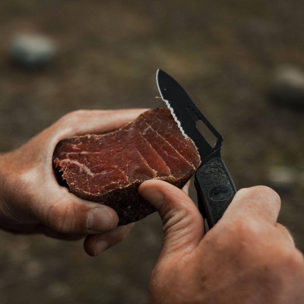 Swiza URBEX LAVA Pocket Knife
