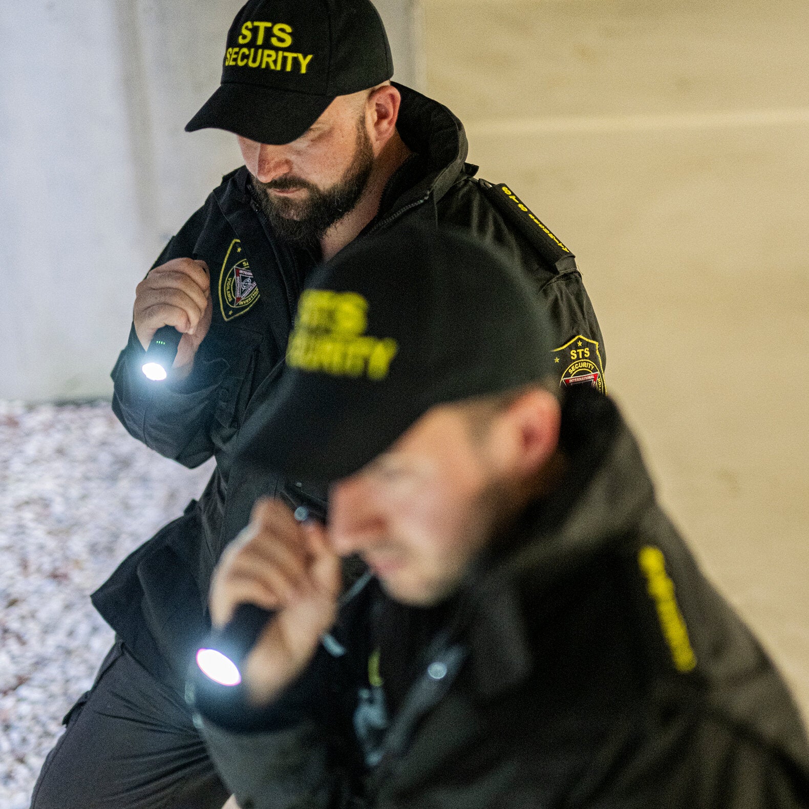 Ledlenser TAC6R Rechargeable Tactical Flashlight 2000lm IP68, , - Outdoor Kuwait