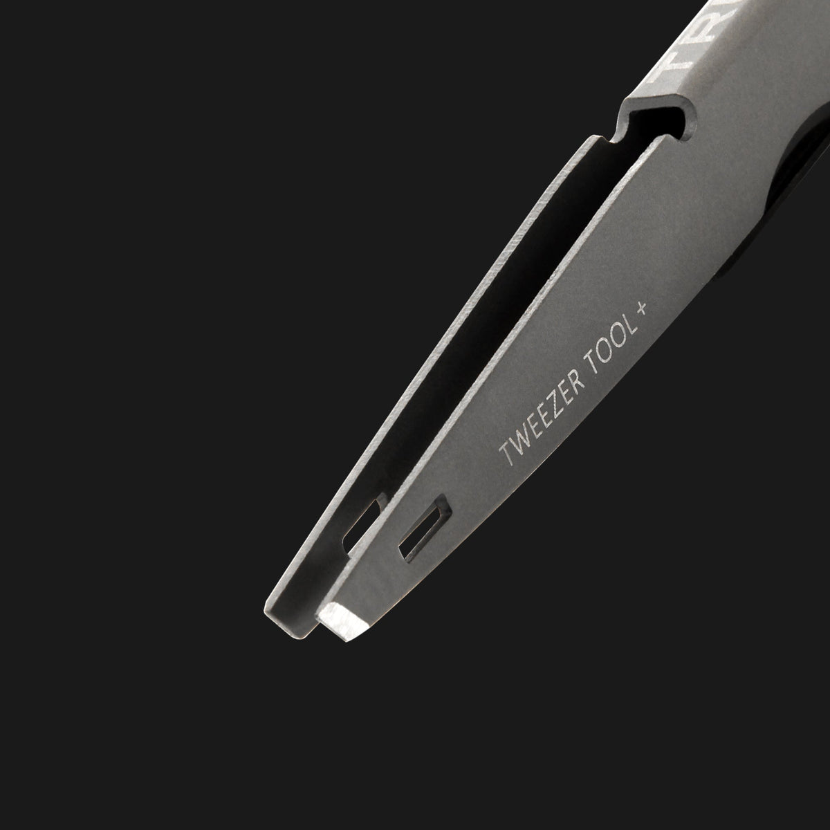 True Utility Tweezer Tool + Multi-Tool, Multifunctional Tool, - Outdoor Kuwait
