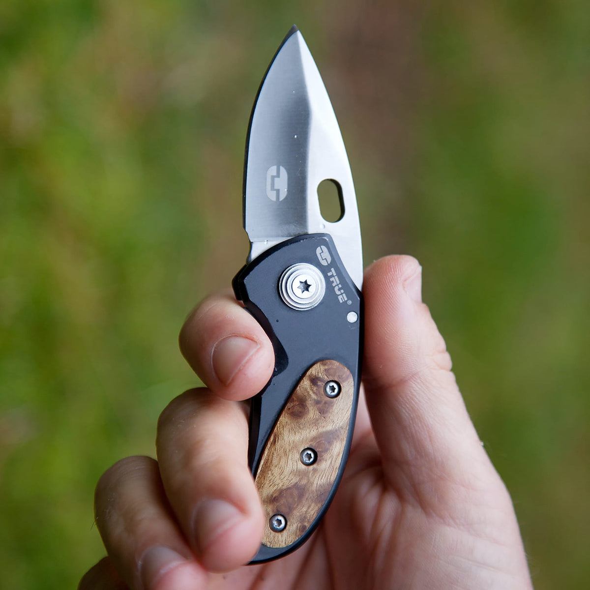 True Utility Jacknife Pocket Knife, Knives, - Outdoor Kuwait
