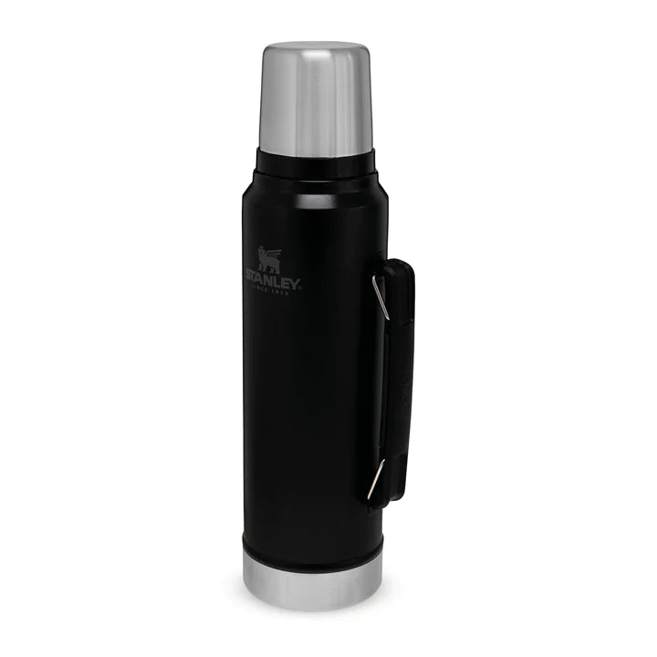 STANLEY CLASSIC LEGENDARY BOTTLE, Water Bottles, 1.0L Matte Black - Outdoor Kuwait