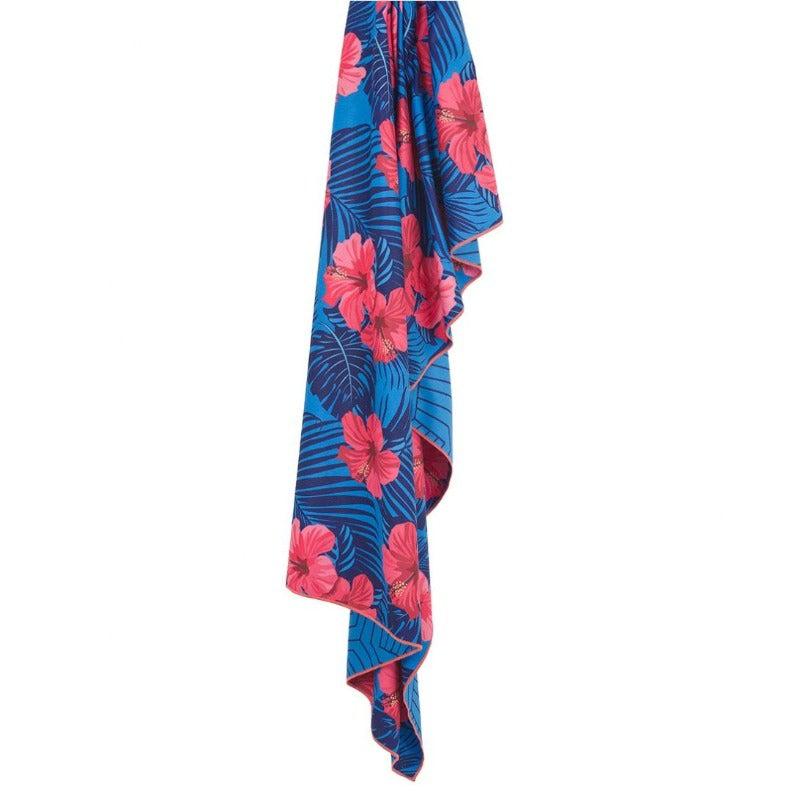 Lifeventure Oahu Recycled SoftFibre Trek Towel - Giant, Trek Towel, - Outdoor Kuwait
